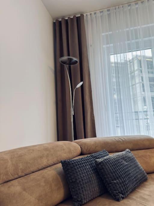 Priam Apartment พริสตีนา ภายนอก รูปภาพ
